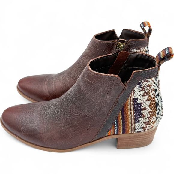 Inkkas Peruvian Brown Leather sz 6 Almond Toe Outside Side Zip Ankle Bootie Boot - Picture 4 of 9